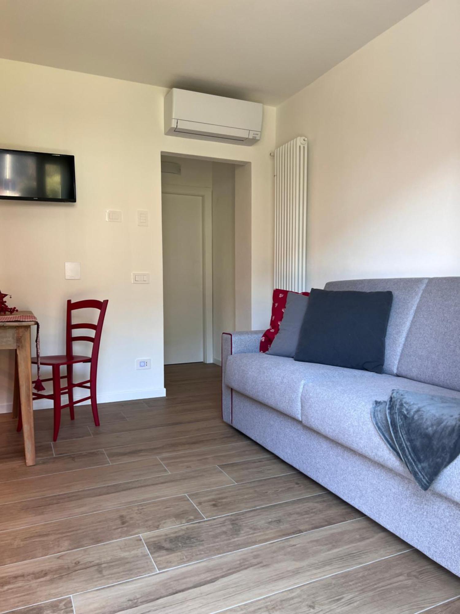 Casa Vacanze La Brenta Chiavenna Eksteriør billede