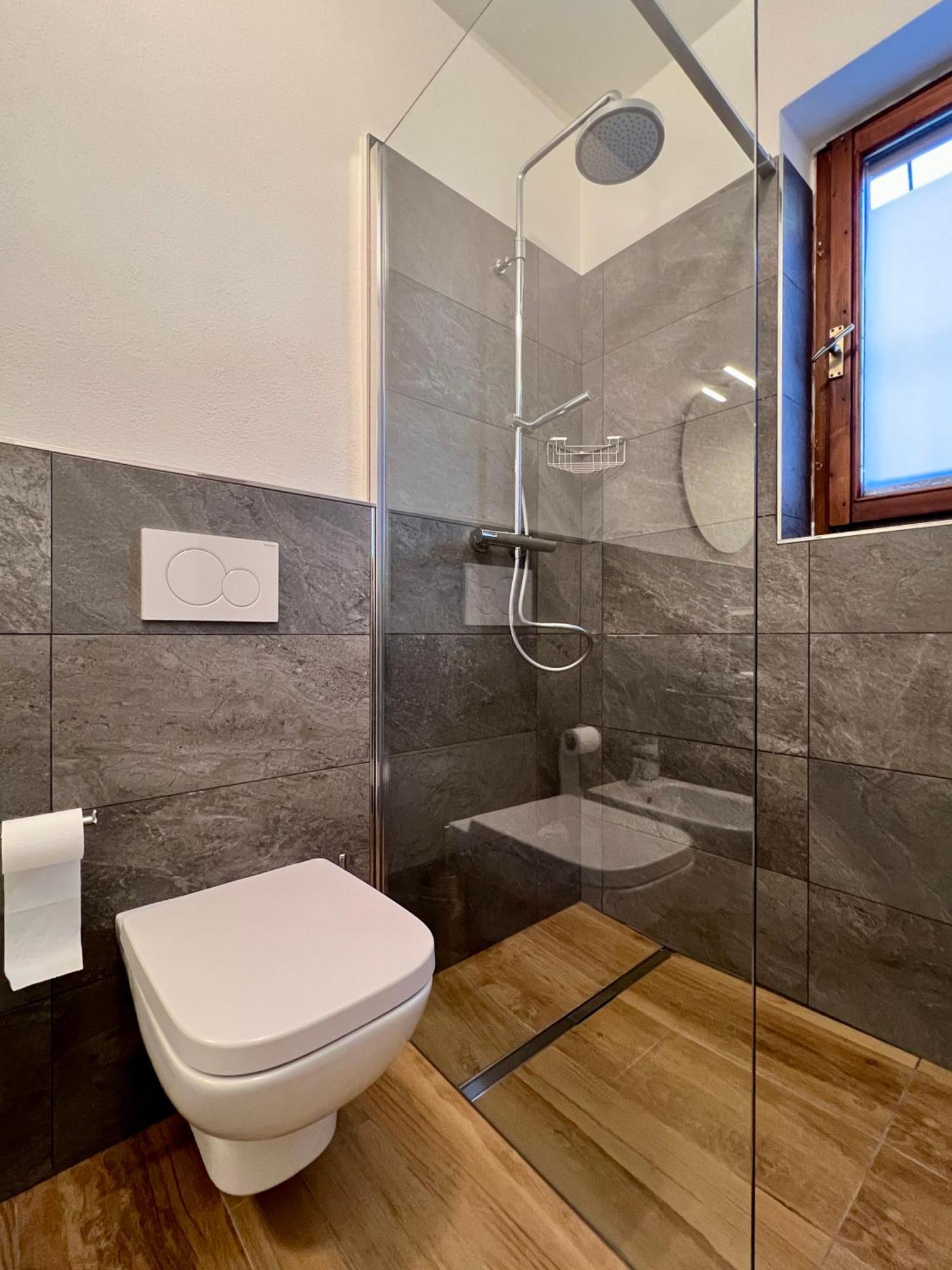 Casa Vacanze La Brenta Chiavenna Eksteriør billede